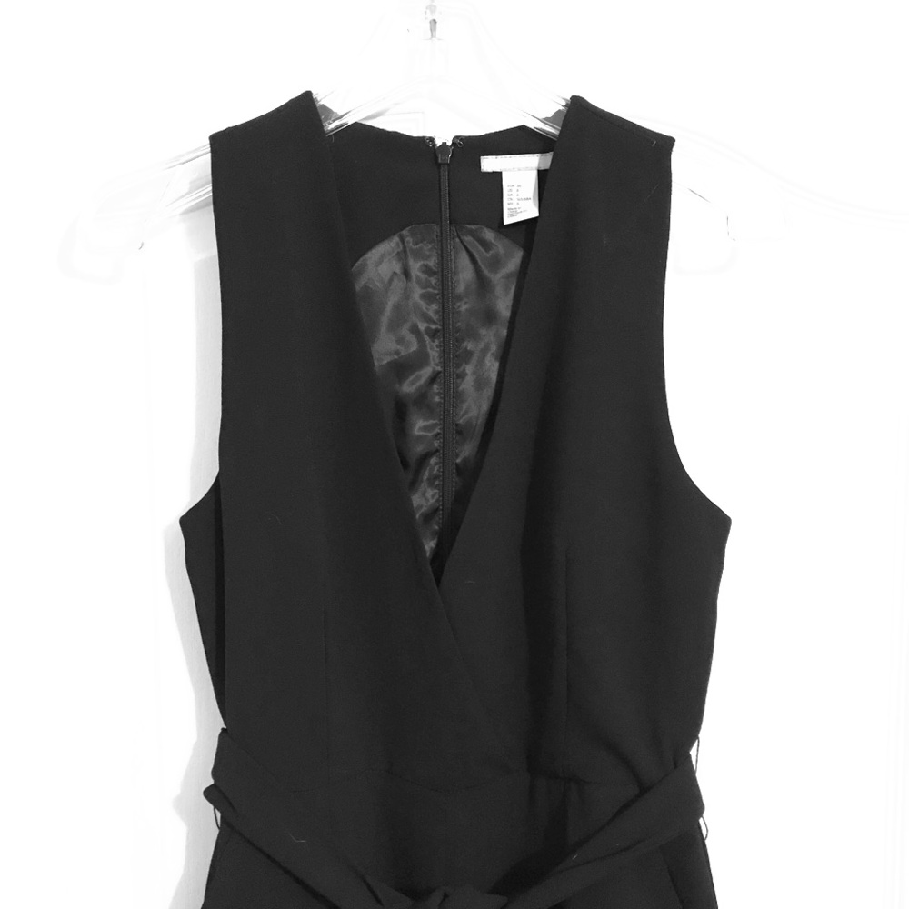 H&M black jumpsuit size 6 very good condition